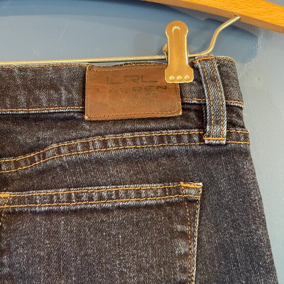 Lauren Ralph Lauren 2P Petite Wide-Legged Ankle Jeans - Picture 4 of 9